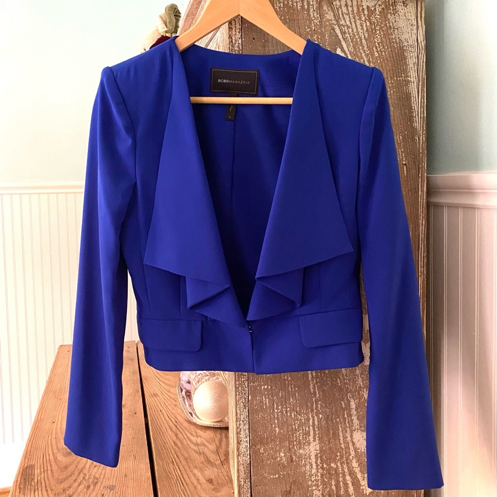 BCBG Maxazria royal blue short blazer with cute details. Size small.